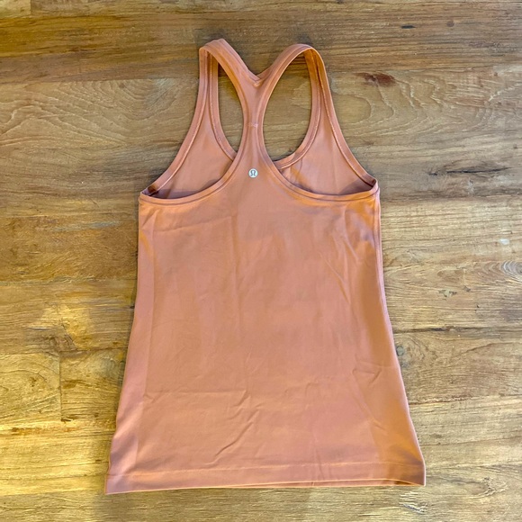 LULULEMON • Cool Racerback Tank Nulu - Picture 2 of 10